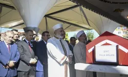 TUSAŞ Terör Saldırısında Şehit Düşen Kahramanlar İçin Hüzünlü Veda: Cenaze Töreninde Gözyaşları Sel Oldu