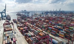 "Türkiye ve İngiltere Arasında 8 Milyar Dolarlık Ticareti Hızlandıracak Anlaşma: Otomotiv ve Kimyada Teknik Engeller Kal