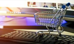 E-ticaret hacmi yılın ilk yarısında 2 trilyonu aştı