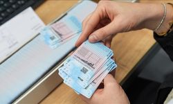 Eski tip ehliyetlerin yenilenmesi için son gün