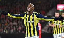 Fenerbahçe'den Yıldız İsimden Müjde! Talisca, Takımda Kalacağını Açıkladı