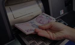 Memur ve Emekliler Zamlı Maaşlarını Almaya Başladı: Ödeme Takvimi Netleşti, Gözler Ek Düzenlemede
