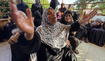 Gazze'de İsrail saldırılarında 37 Filistinli öldü