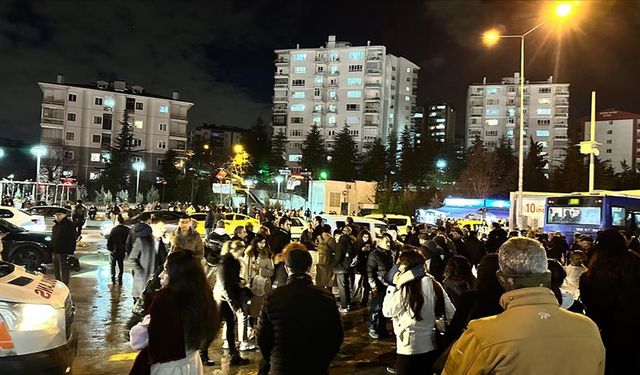 Batıkent Metro İstasyonunda Yangın Korkuttu