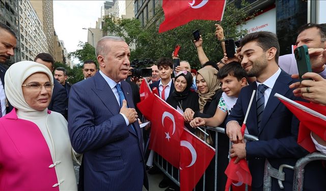 Erdoğan, New York Türkevi’nde sevgi gösterileriyle karşılandı