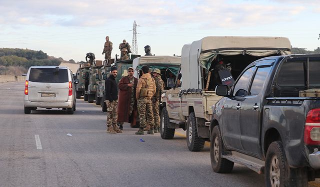 Deyr Hafir’den 1000 Aile Güvenli Bölgelere Ulaştı, YPG/SDG Engellemeye Çalıştı