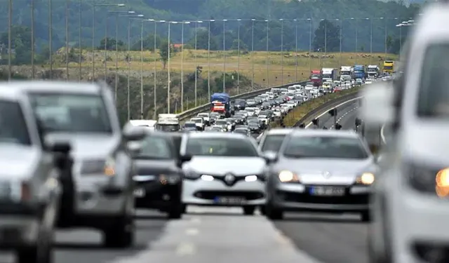 TÜİK: Yeni Taşıt Kaydı Azaldı, Trafikten Çekilen Araç Sayısı Yükseldi