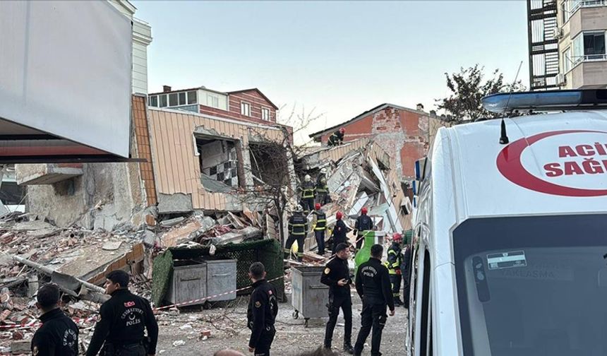 Gebze’de faciaya ramak kala: Arama kurtarma sürüyor