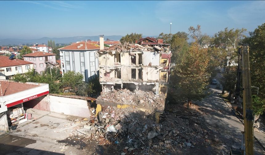 Sındırgı’da sismik hareketlilik sürüyor: 74’ü 4’ün üzerinde, 16 bin 216 deprem