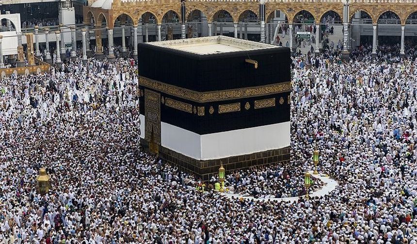 1 milyon 799 bin kişi kutsal yolculuk için kura heyecanı yaşadı