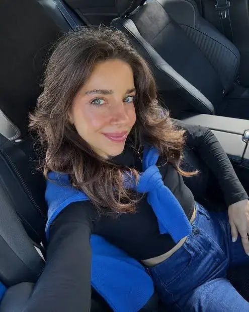 Elvin Levinler Agzinin Icine Masaj Yaptirdi 19463752 5524 M